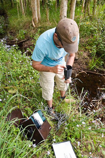 Monitoring water quality with a probe